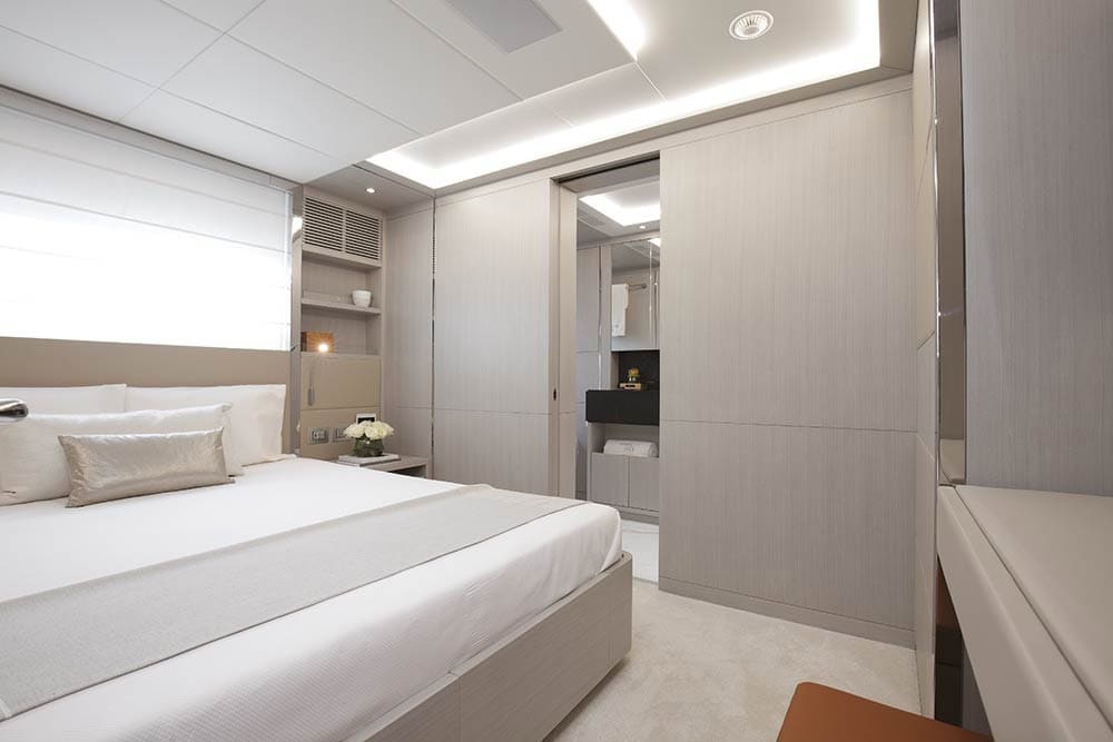 Mediterraneo-116-BM116-Oli-1000px-VIP-cabin-2_LD