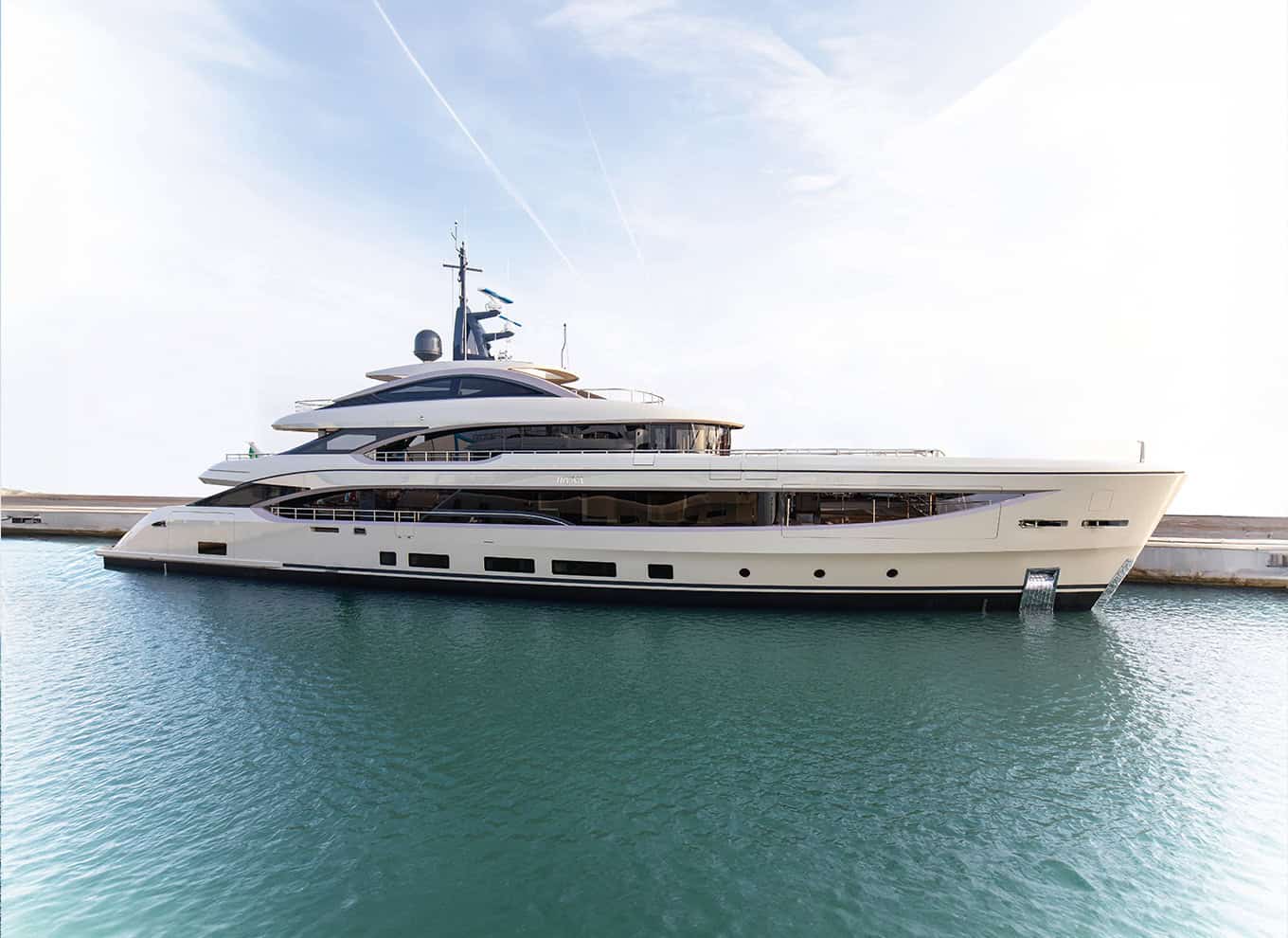 Benetti-Media-Room-Boatshow-Card-IRYNA