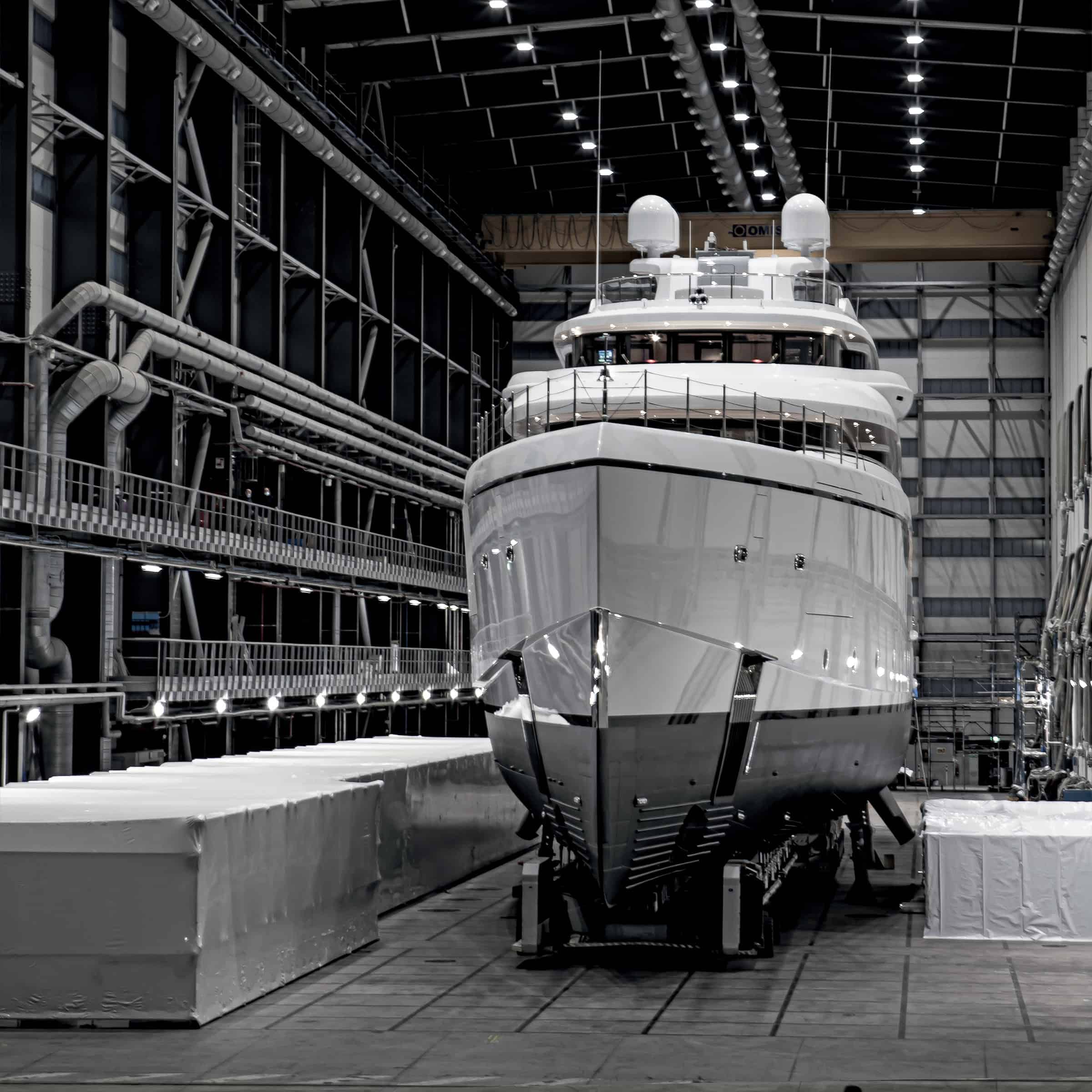 Benetti-HOY-Construction-Engineering-04-Platforms