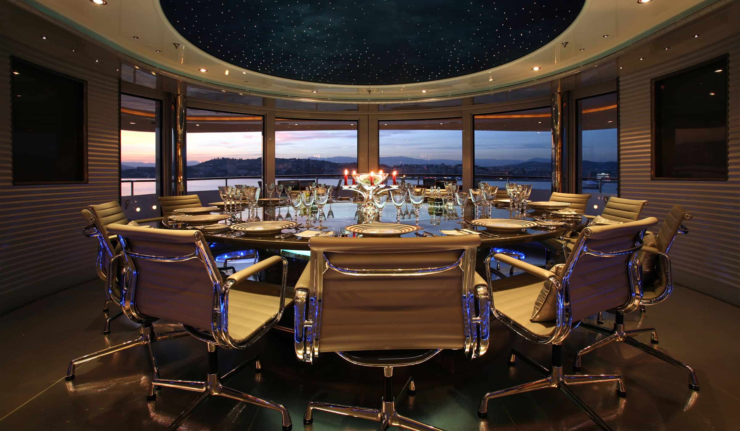 Benetti-HOY-Design-Hub-Zuretti-03-Ambrosia