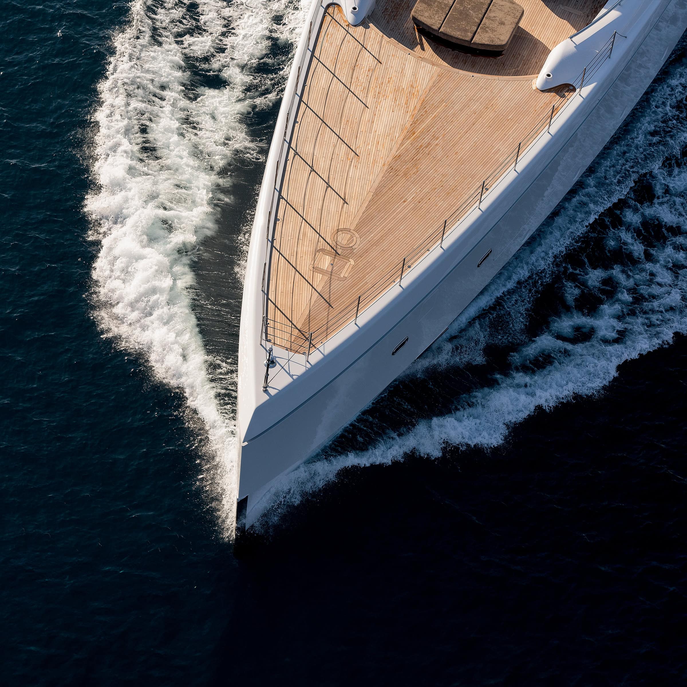 Benetti-HOY-Emode-Hybrid-02-Extended-Range-Mode-02