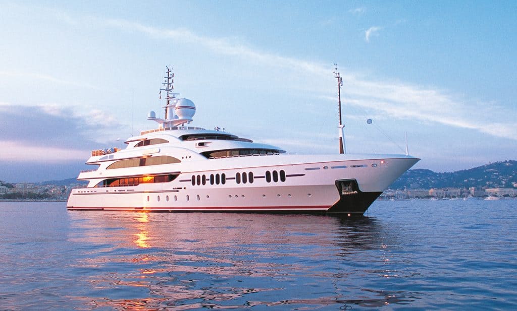 Benetti-HOY-Heritage-2006-Ambrosia-III