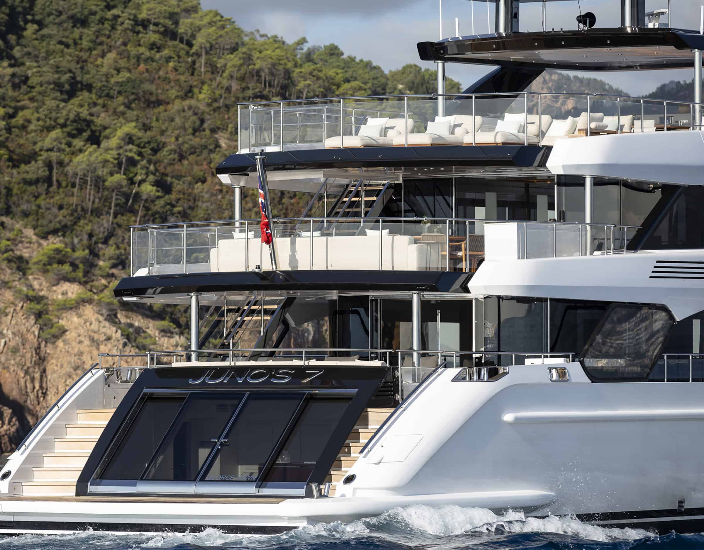 Benetti-Yachts-Class-44M-Exteriors