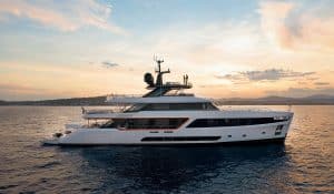 Benetti-Yachts-Class-Motopanfilo-37M-Exteriors-00-Overview