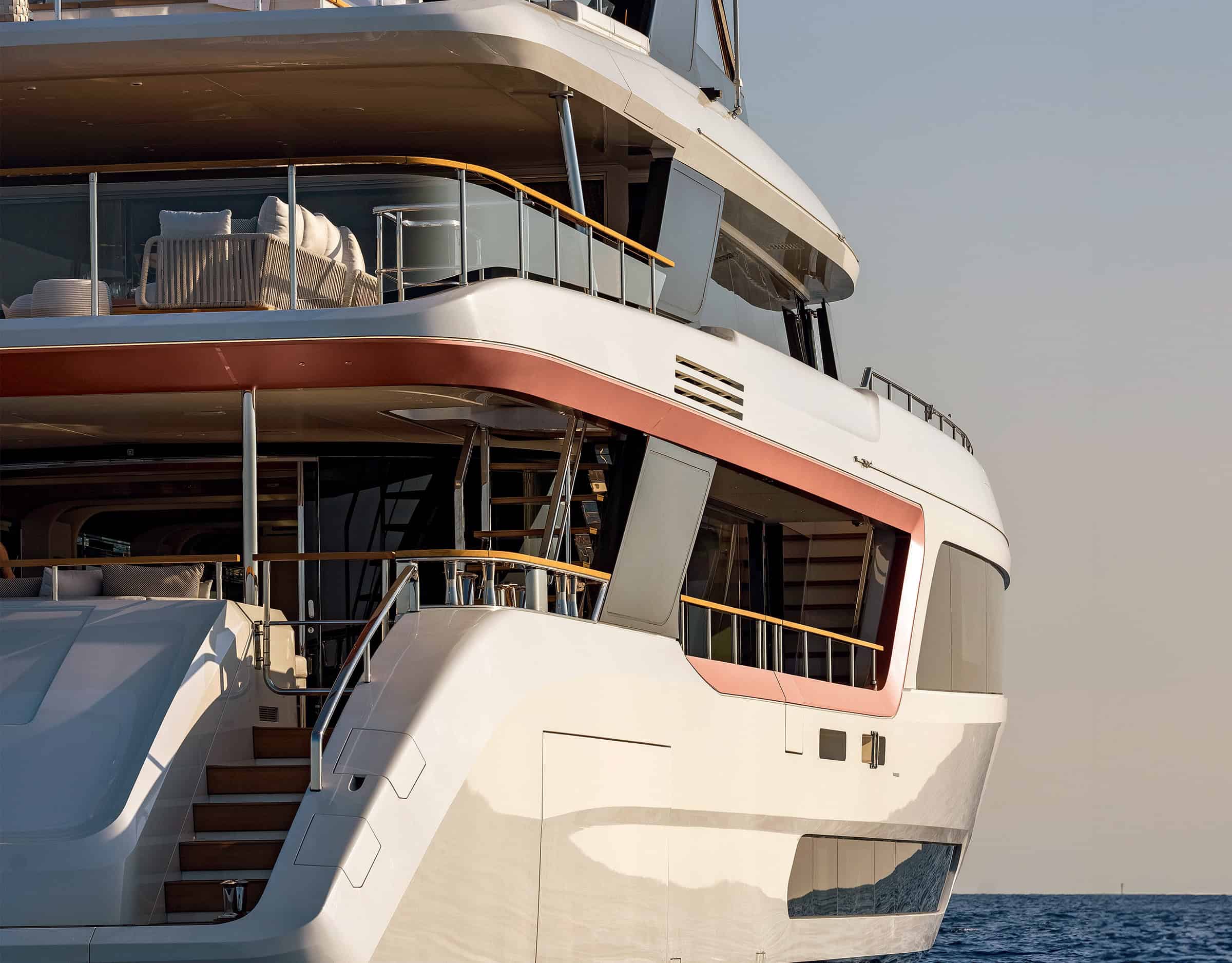 Benetti-Yachts-Class-Motopanfilo-37M-Exteriors-01-Shell-concept