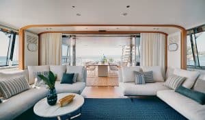 Benetti-Yachts-Class-Motopanfilo-37M-Interiors-02-Carousel-04-Upperdeck-Lounge