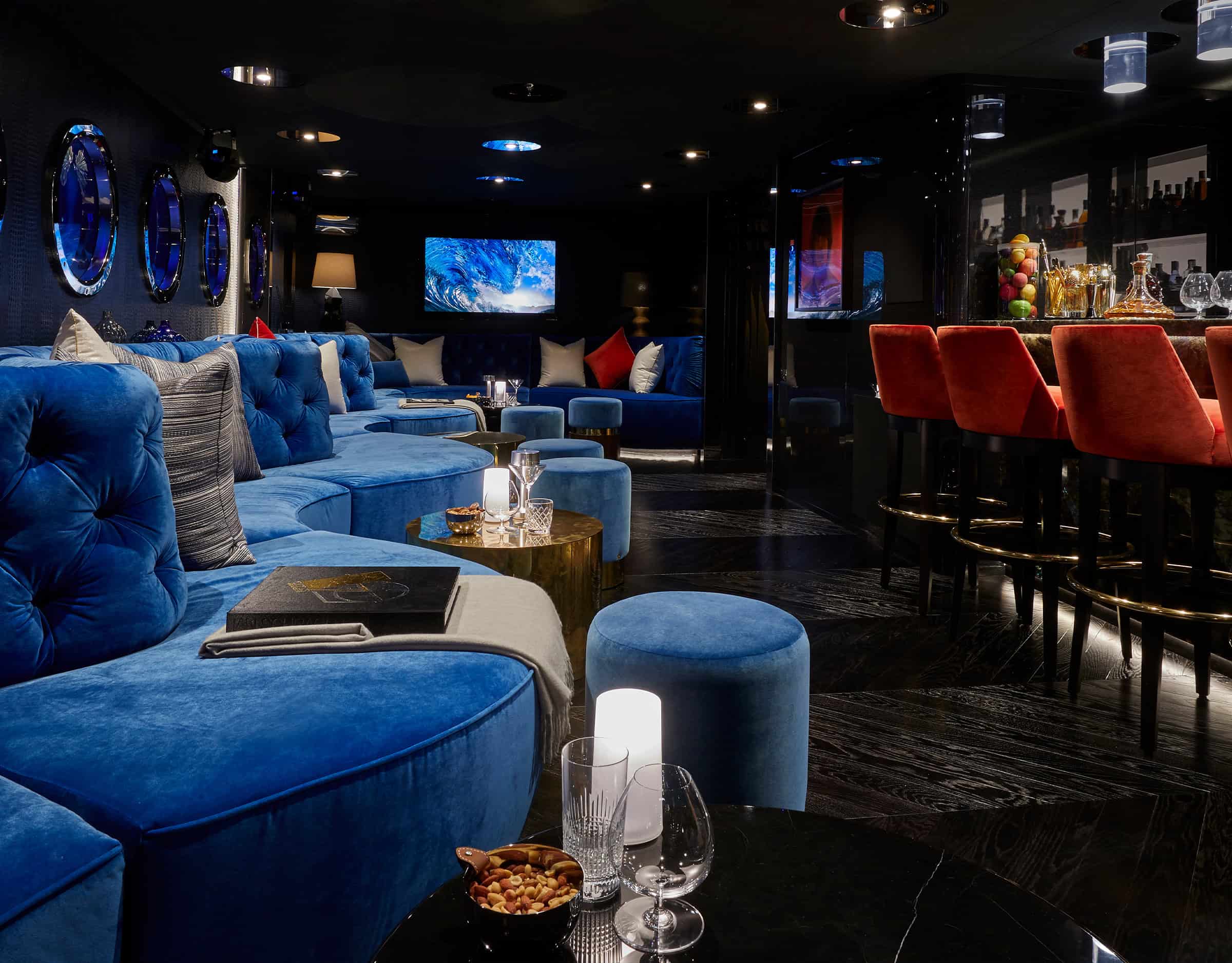 Benetti-Yachts-Custom-Ije-Interior-01-01