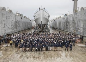 Benetti-Yachts-Custom-Lana-Exteriors-07-Fullscreen