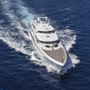 Benetti-Yachts-Custom-Spectre-Exteriors-01-01