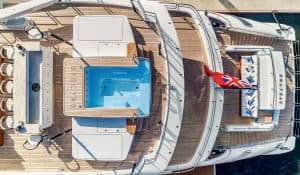 Benetti-Yachts-Custom-Spectre-Exteriors-02-Swimming-Pool
