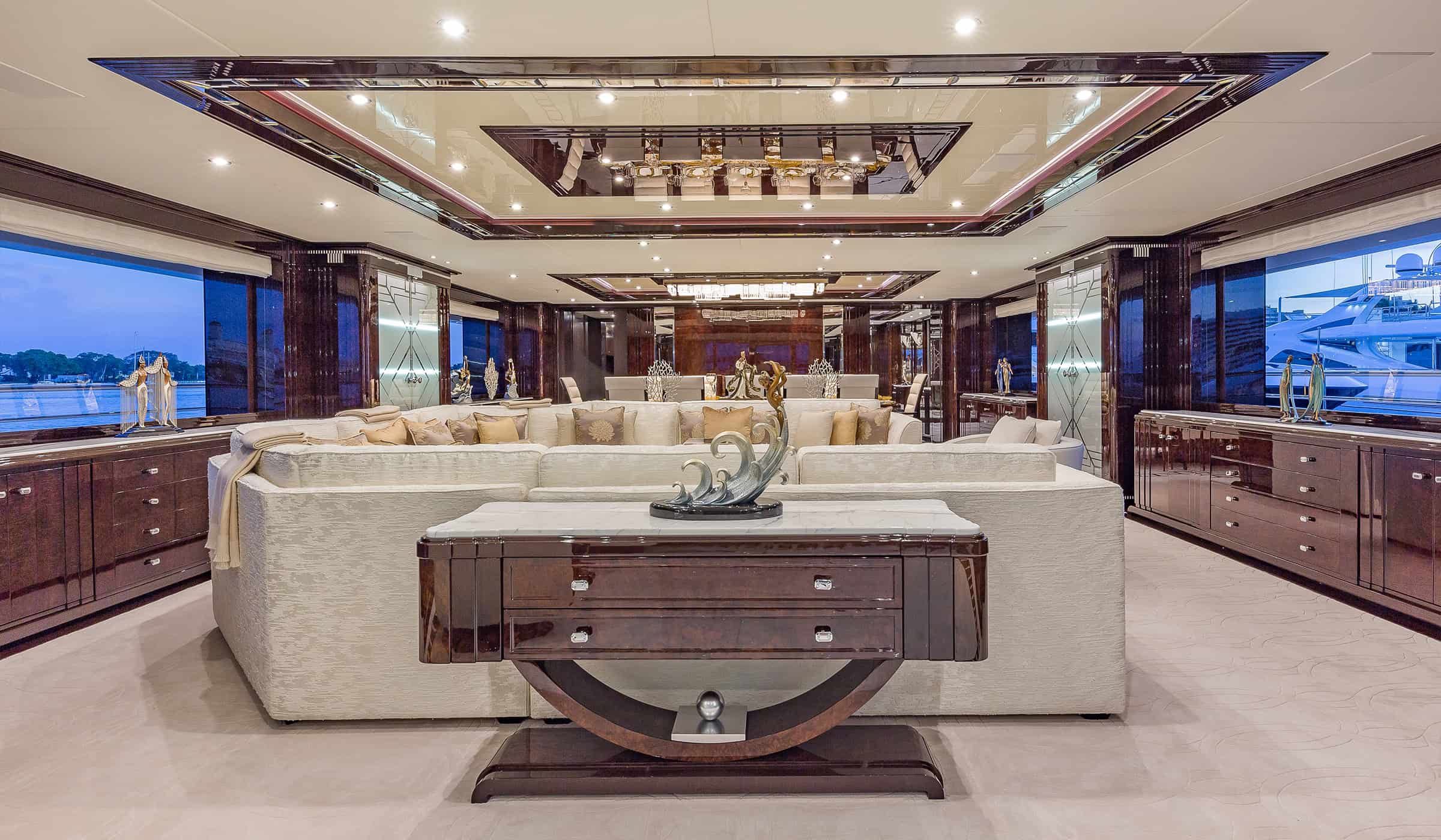 Benetti-Yachts-Custom-Spectre-Interiors-05-Carousel-01-Living-Room