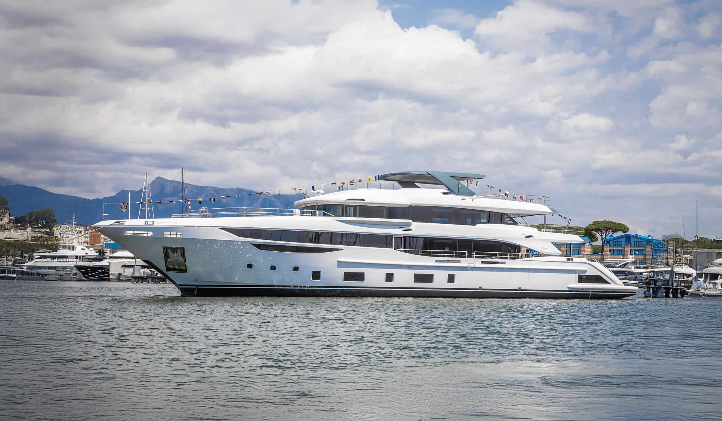 Benetti_MY Abbentures 2