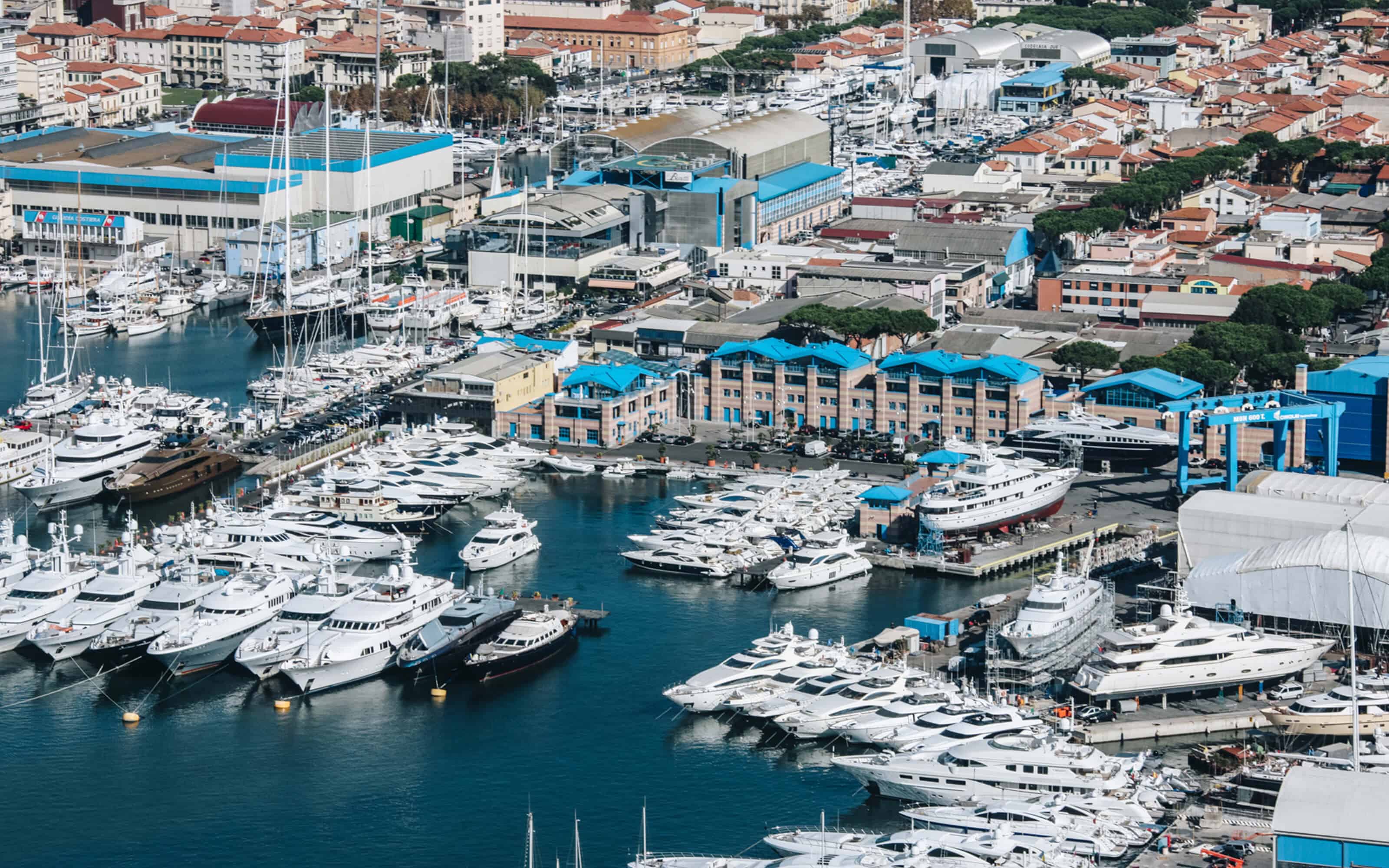 Benetti-ServiceNet-Viareggio-Lusben