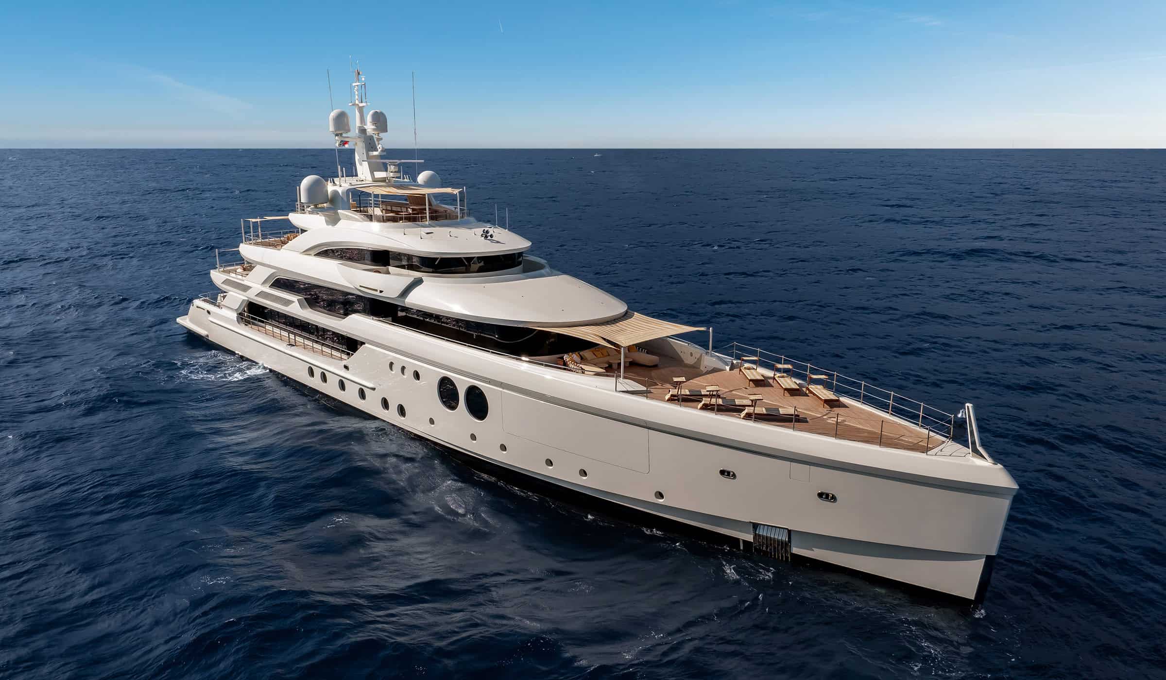 Benetti_MY Kasper 7_1